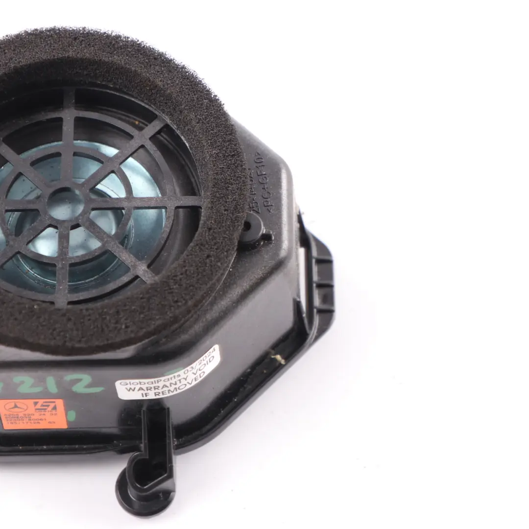 Altavoz Parcel Shelf Speaker Logic 7 Left para Mercedes W212 con número de pieza A2048202402 Mercedes W212 Altavoz Parcel Shelf Speaker Logic 7 Left - SKU A2048202402 - Número de pieza A2048202402