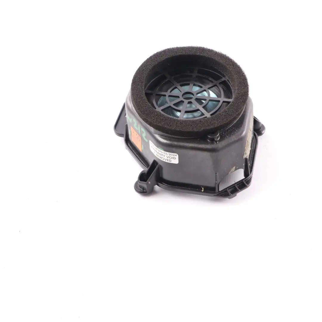 Altoparlante Parcel Shelf Speaker Logic 7 Left per Mercedes W212 con numero di parte A2048202402 Mercedes W212 Altoparlante Parcel Shelf Speaker Logic 7 Left - SKU A2048202402 - Numero di parte A2048202402