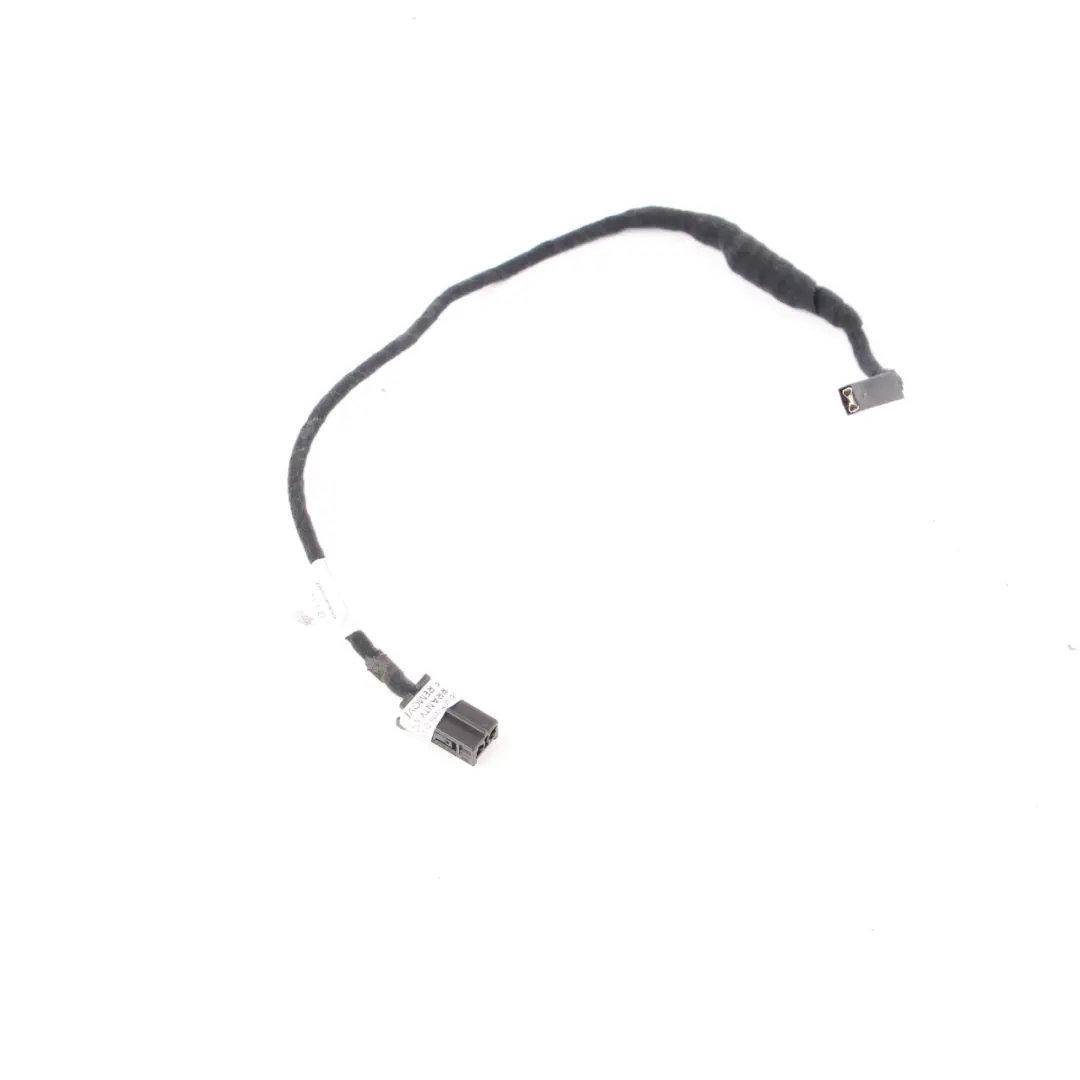 Antenna Cable Amplifier Wiring Harness to Mercedes W204 with Part number A2048203315 Mercedes W204 Antenna Cable Amplifier Wiring Harness - SKU A2048203315 - Part number A2048203315