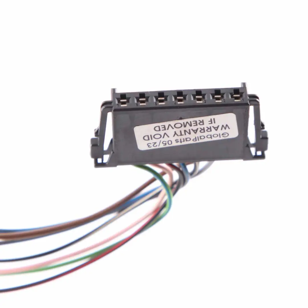 Light Left N/S Tail Lamp Plug Wiring A2115450328 to Mercedes W204 Estate Rear with Part number A2048203764 Mercedes W204 Estate Rear Light Left N/S Tail Lamp Plug Wiring A2115450328 - SKU A2048203764-2 - Part number A2048203764