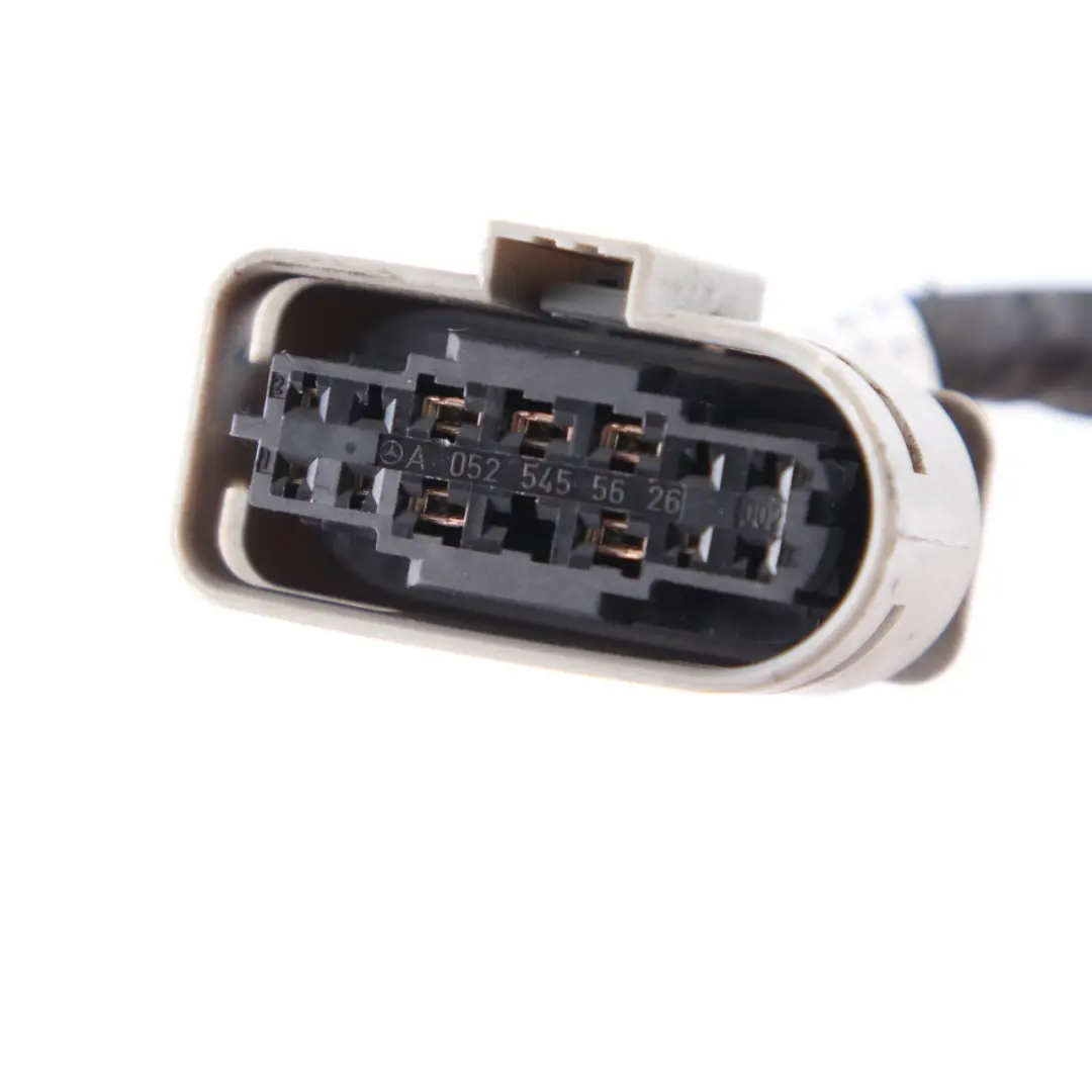 Headlight Xenon Front Right O/S Plug Wiring Socket A0525455626 to Mercedes W204 with Part number A2048203839 Mercedes W204 Headlight Xenon Front Right O/S Plug Wiring Socket A0525455626 - SKU A2048203839-1 - Part number A2048203839