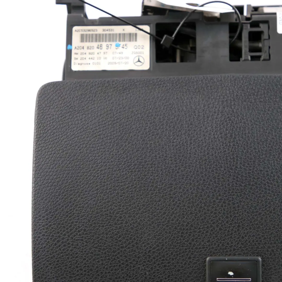 cruscotto Monitor del display centrale navigazione sul cruscotto per Mercedes W204 con numero di parte A2048204697 Mercedes W204 cruscotto Monitor del display centrale navigazione sul cruscotto - SKU A2048204697 - Numero di parte A2048204697