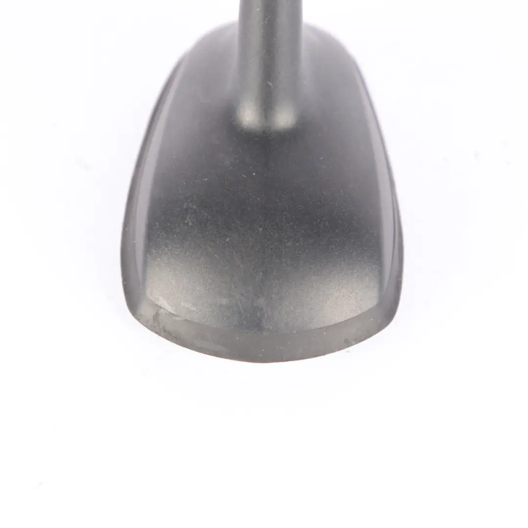 Antenna Da Tetto Shark Tetto Panoramico per Mercedes W204 con numero di parte A2048204775 Mercedes W204 Antenna Da Tetto Shark Tetto Panoramico - SKU A2048204775 - Numero di parte A2048204775