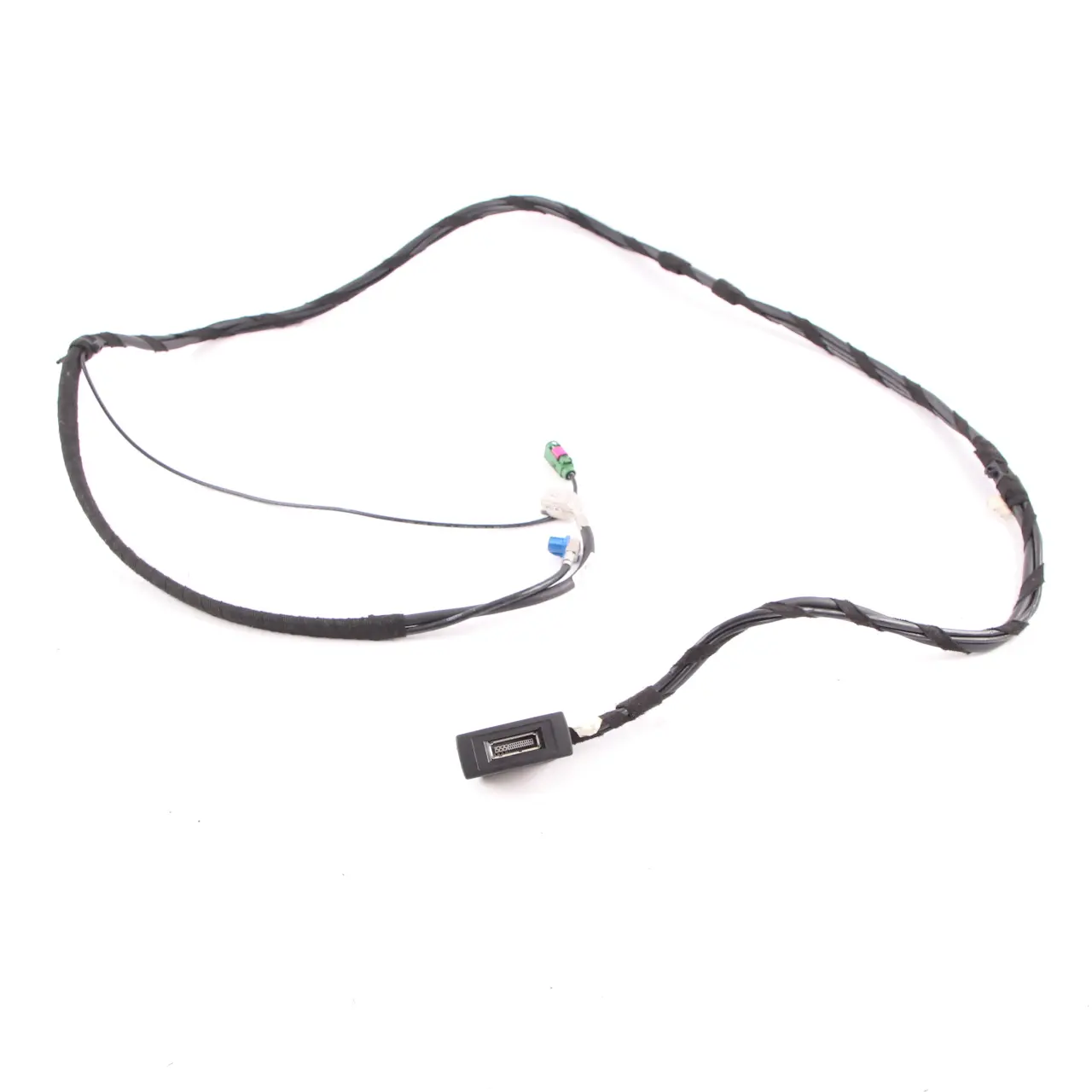 Mercedes W204 W207 Câble de câblage AUX Jack A2048205015