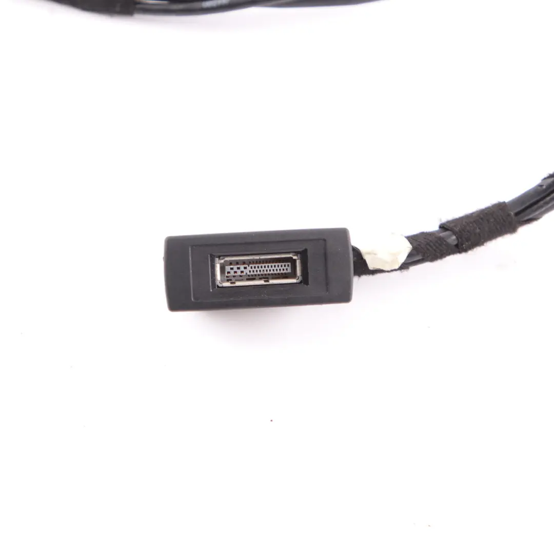 Mercedes W204 W207 Cableado Loom Arnés AUX Jack - SKU A2048205015 - Número de pieza A2048205015