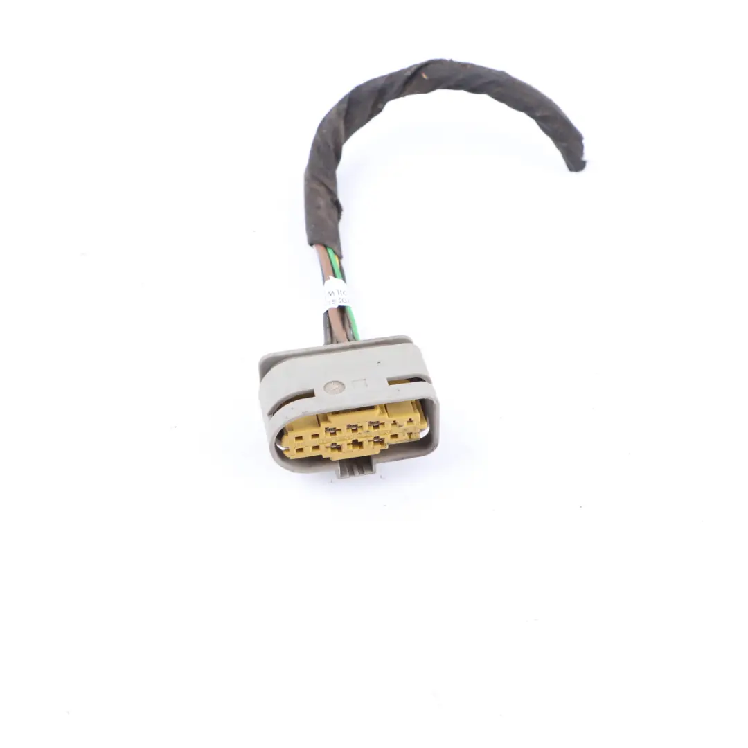 Headlamp Headlight Front Right O/S Plug Socket Wiring A0265452026 to Mercedes W204 with Part number A2048205259 Mercedes W204 Headlamp Headlight Front Right O/S Plug Socket Wiring A0265452026 - SKU A2048205259-2 - Part number A2048205259