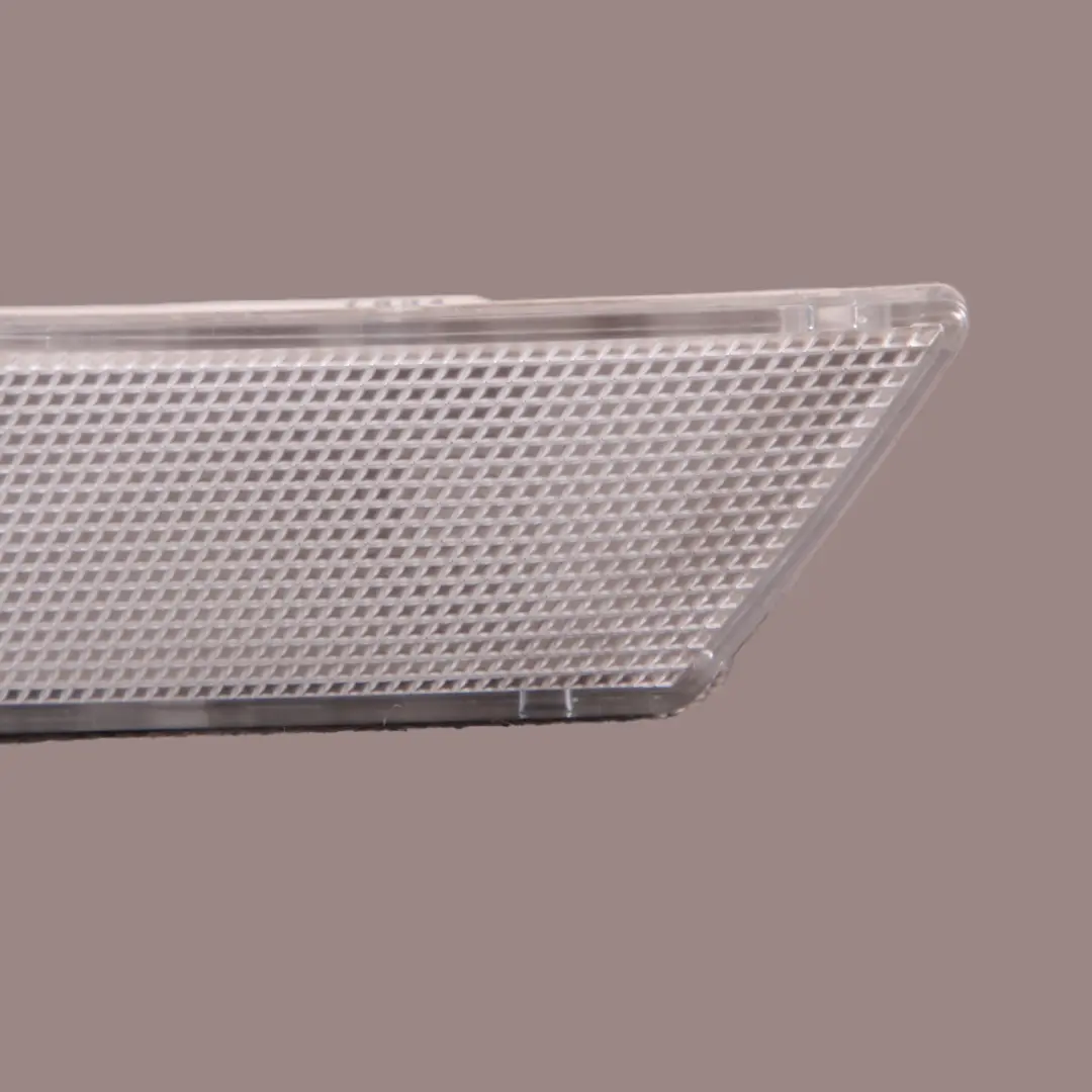 Feu Intérieur Arrière Gauche Montant D pour Mercedes S204 à propos du numéro de pièce A2048205501 Mercedes S204 Feu Intérieur Arrière Gauche Montant D - SKU A2048205501 - Numéro de pièce A2048205501