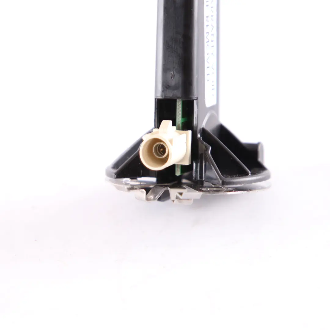 Coperchio Bagagliaio Posteriore Antenna Del Sistema per Mercedes W204 con numero di parte A2048205575 Mercedes W204 Coperchio Bagagliaio Posteriore Antenna Del Sistema - SKU A2048205575 - Numero di parte A2048205575