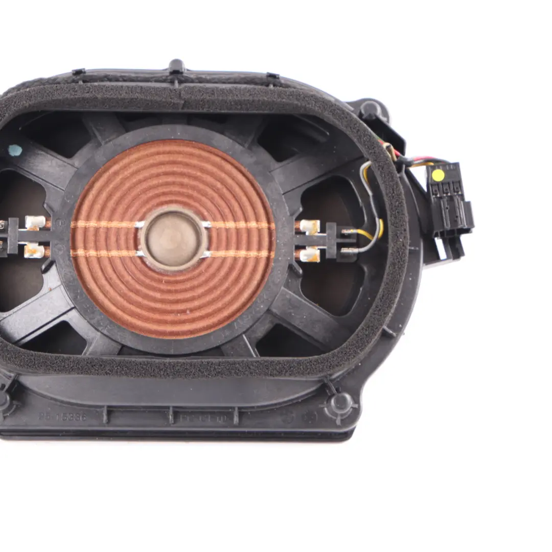  Haut parleur Logic7 Mercedes W204 W212 Tablette parcellaire droite - SKU A2048205702-1 - Numéro de pièce A2048205702