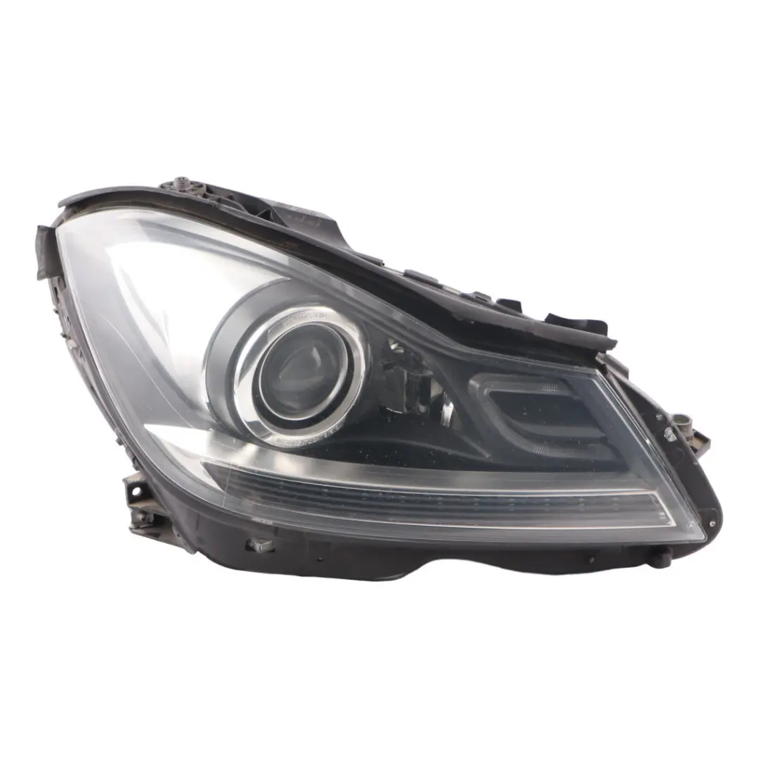 Headlamp Headlight Xenon Lamp Light Front Right O/S to Mercedes W204 with Part number A2048205859 Mercedes W204 Headlamp Headlight Xenon Lamp Light Front Right O/S - SKU A2048205859 - Part number A2048205859