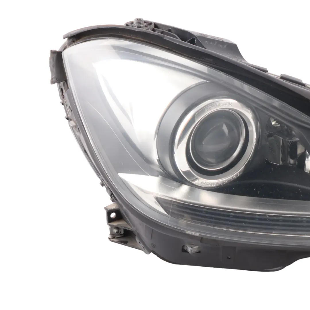 Headlamp Headlight Xenon Lamp Light Front Right O/S to Mercedes W204 with Part number A2048205859 Mercedes W204 Headlamp Headlight Xenon Lamp Light Front Right O/S - SKU A2048205859 - Part number A2048205859