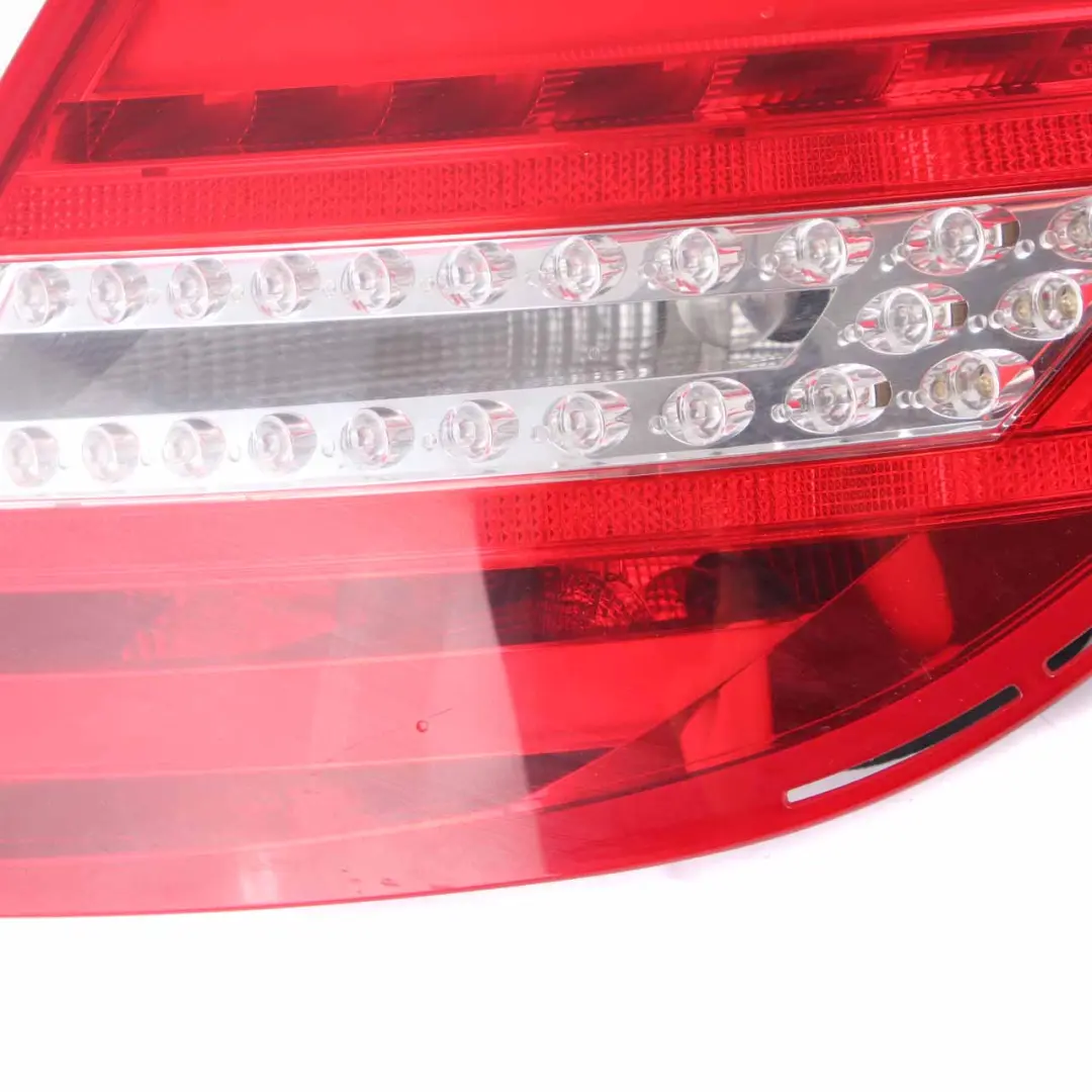 Mercedes W204 Berlina Posteriore Fanale Posteriore Laterale Destro - SKU A2048205864 - Numero di parte A2048205864