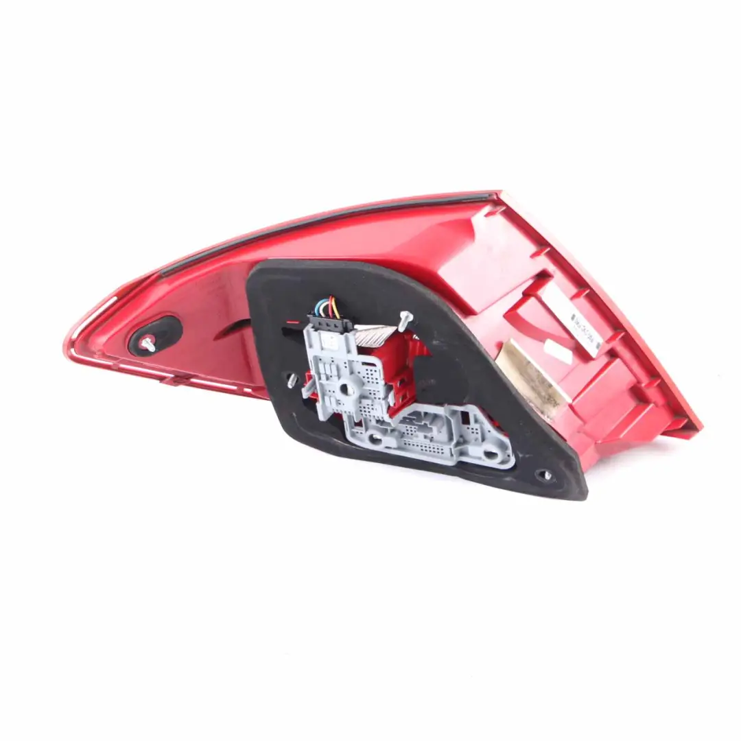 Mercedes W204 Berlina Posteriore Fanale Posteriore Laterale Destro - SKU A2048205864 - Numero di parte A2048205864