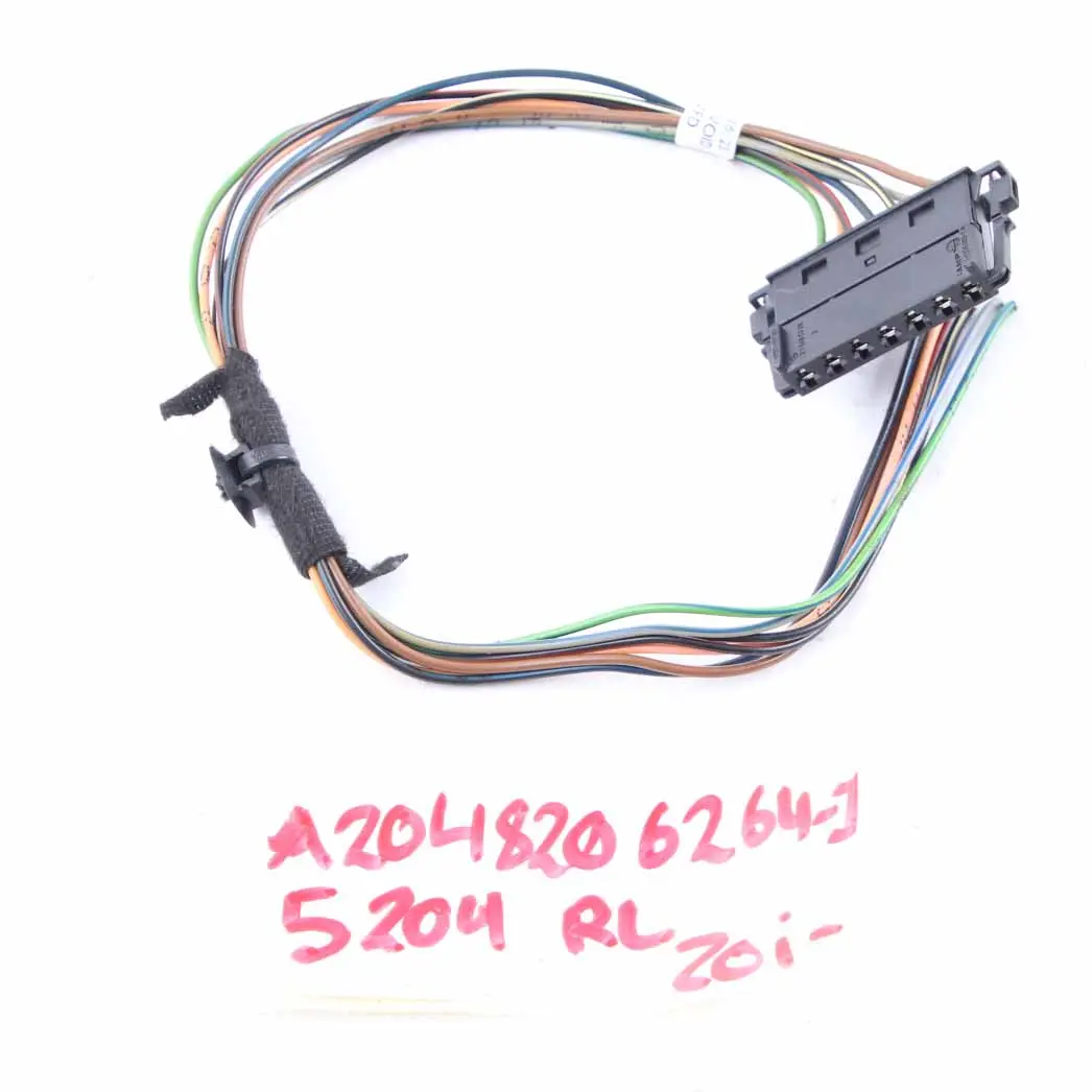 Feu arrière gauche pour Mercedes W204 Estate à propos du numéro de pièce A2048206264 Mercedes W204 Estate Feu arrière gauche - SKU A2048206264 - Numéro de pièce A2048206264