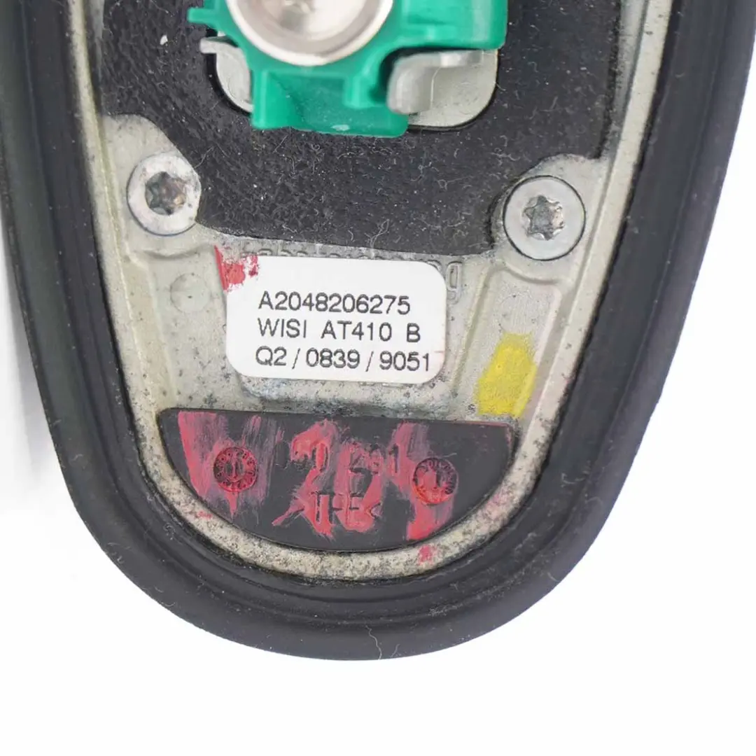 Roof Antenna Aerial Shark Top Radio GPS to Mercedes W204 with Part number A2048206275 Mercedes W204 Roof Antenna Aerial Shark Top Radio GPS - SKU A2048206275 - Part number A2048206275