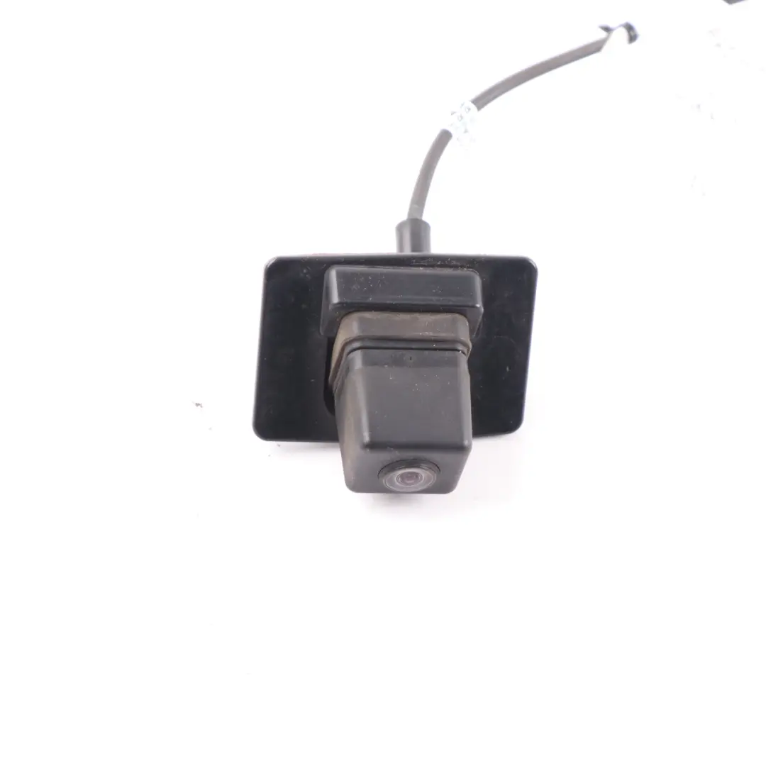 Kamera Cofania Wsteczna A2048206097 do Mercedes W204 o numerze A2048206297 Mercedes W204 Kamera Cofania Wsteczna A2048206097 - SKU A2048206297-1 - Numer Części A2048206297