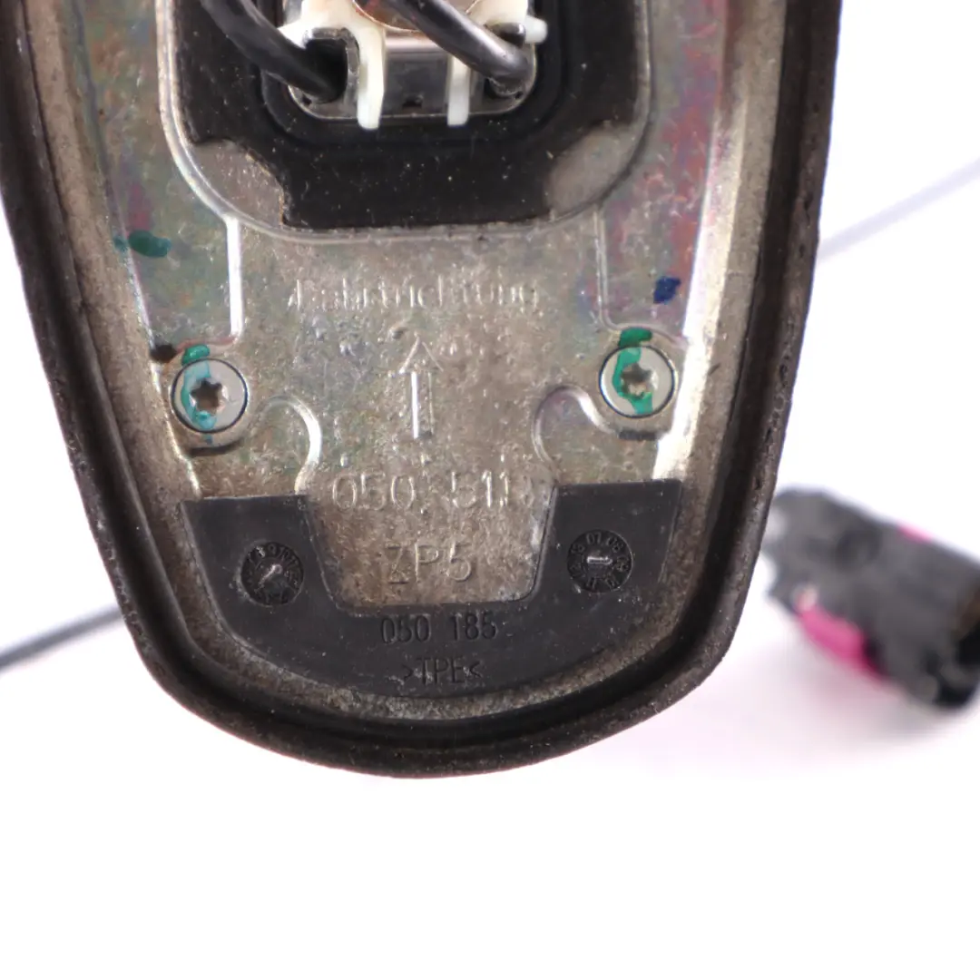 Mercedes W204 W212 Antena Dachowa Płetwa Rekina Czarna - SKU A2048206675-BLK - Numer Części A2048206675