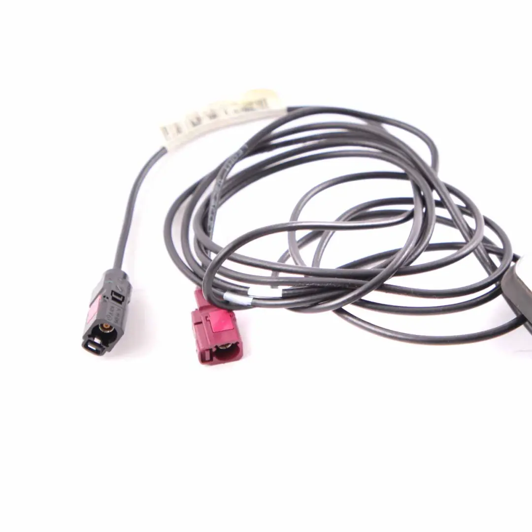 Dachantenne Mercedes W204 W212 Antenne Hai Iridium Silber für mit Teilenummer A2048206675 Dachantenne Mercedes W204 W212 Antenne Hai Iridium Silber - SKU A2048206675-IRS - Teilenummer A2048206675