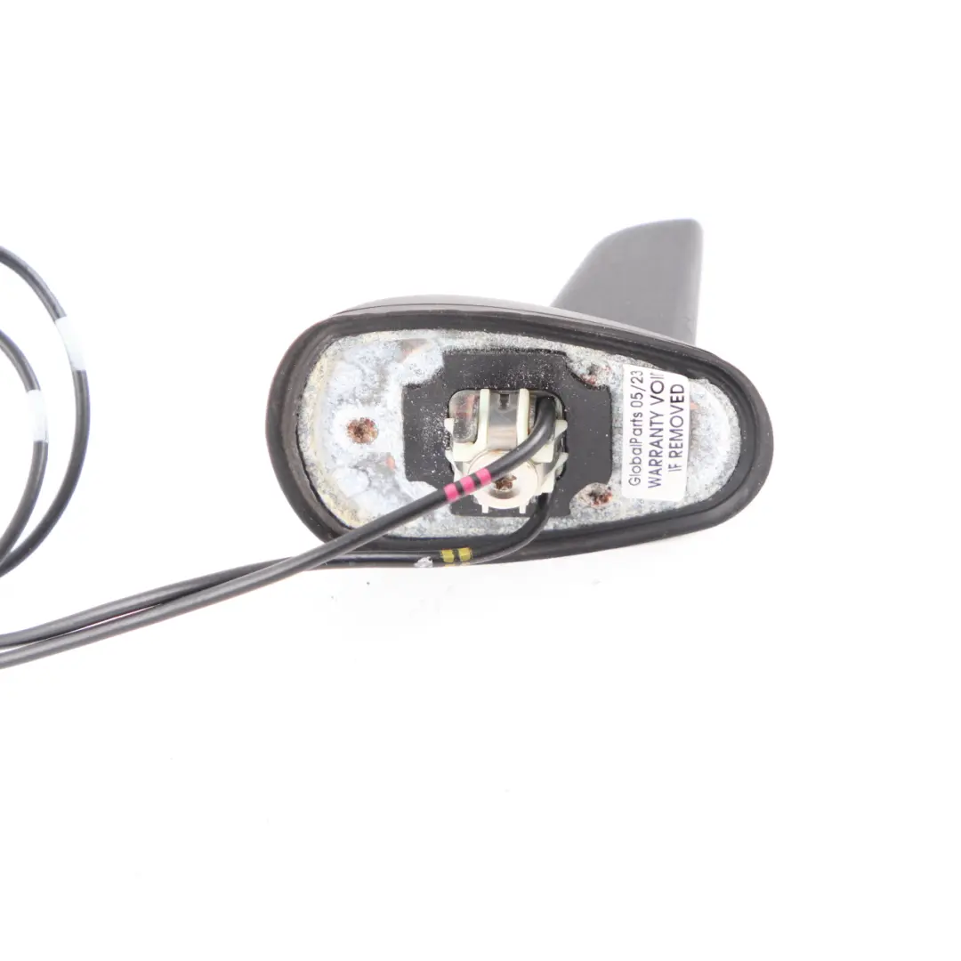 Tetto Antenna Antenna Squalo Top per Mercedes W204 Estate con numero di parte A2048207075 Mercedes W204 Estate Tetto Antenna Antenna Squalo Top - SKU A2048207075 - Numero di parte A2048207075