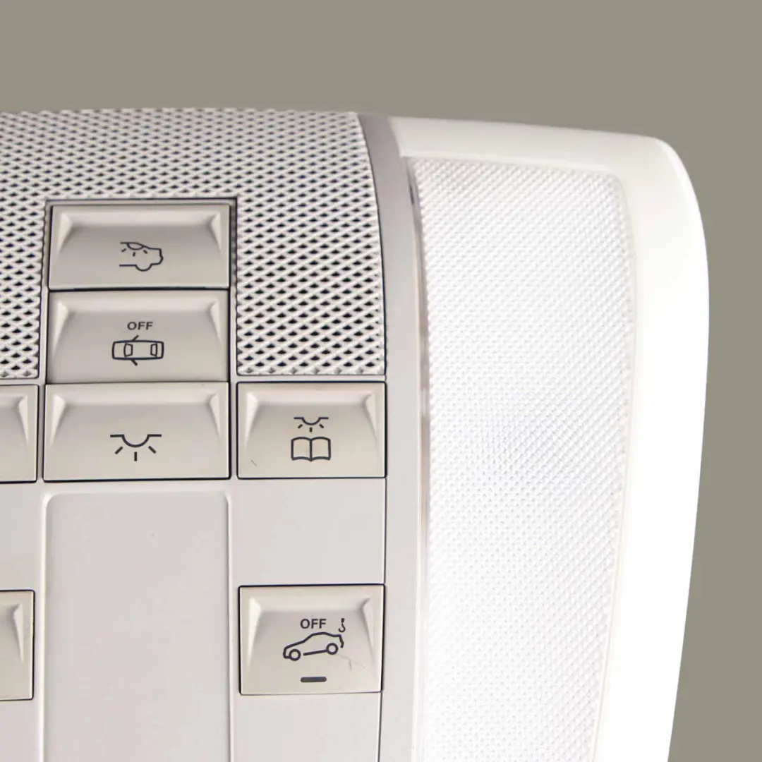 Mercedes W204 Lampka Podsufitki Panel - SKU A2048208501-1 - Numer Części A2048208501