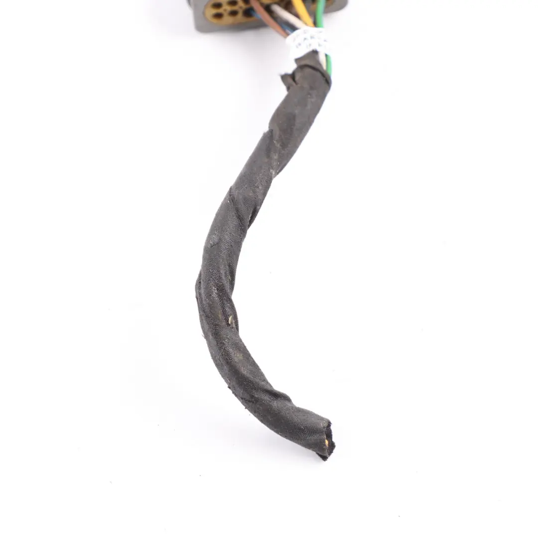 Headlamp Headlight Front Right O/S Plug Socket Wiring A0265452026 to Mercedes W204 with Part number A2048209859 Mercedes W204 Headlamp Headlight Front Right O/S Plug Socket Wiring A0265452026 - SKU A2048209859-2 - Part number A2048209859