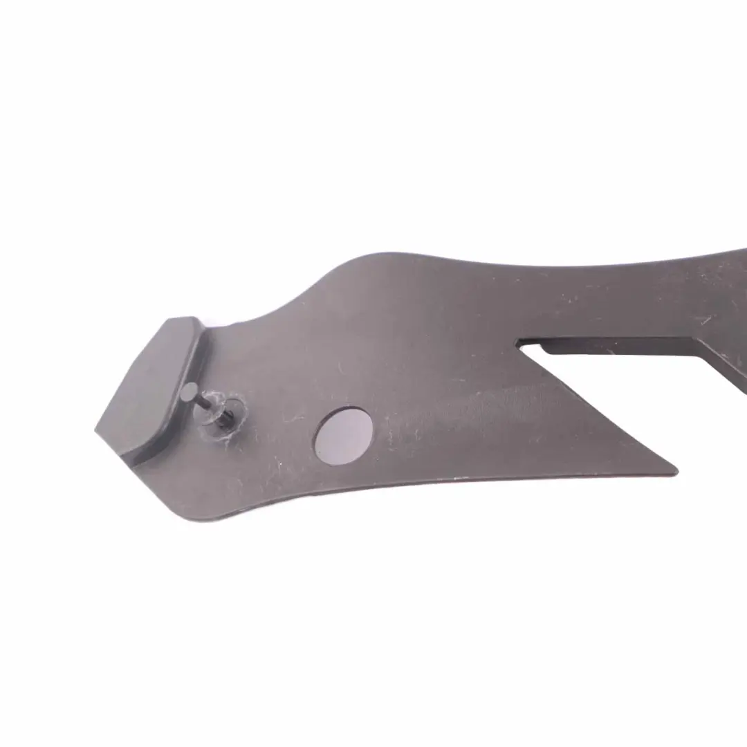 Mercedes W204 Osłona Lampy Pasa Prawa - SKU A2048261424 - Numer Części A2048261424