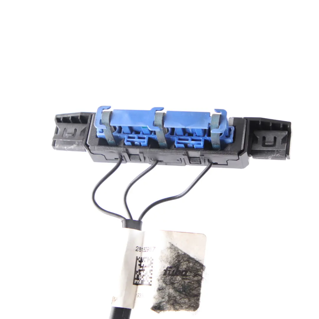 Mercedes W204 Antenna Amplifier Aerial Module Control Unit - SKU A2048270548 - Part number A2048270548