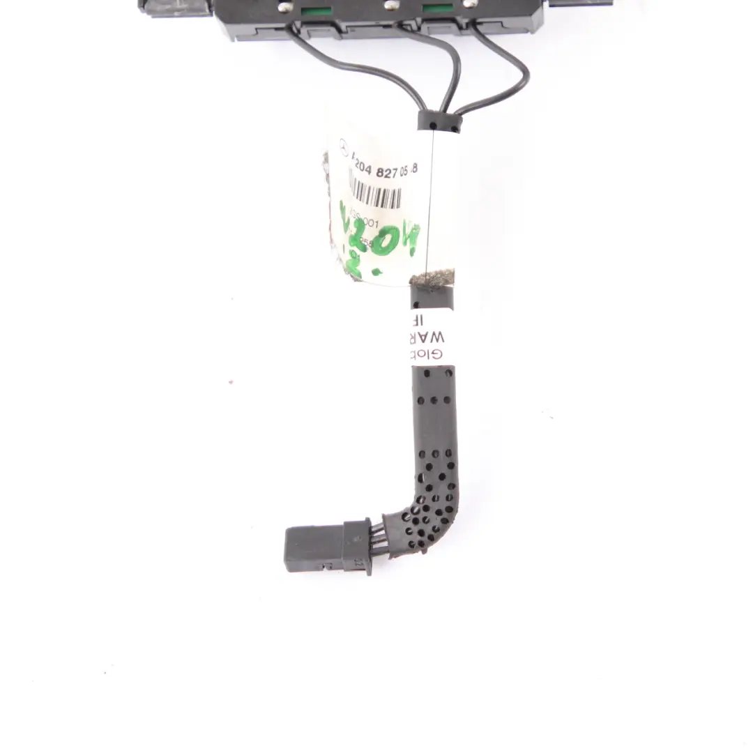 Antenna Amplifier Aerial Module Control Unit to Mercedes W204 with Part number A2048270548 Mercedes W204 Antenna Amplifier Aerial Module Control Unit - SKU A2048270548 - Part number A2048270548