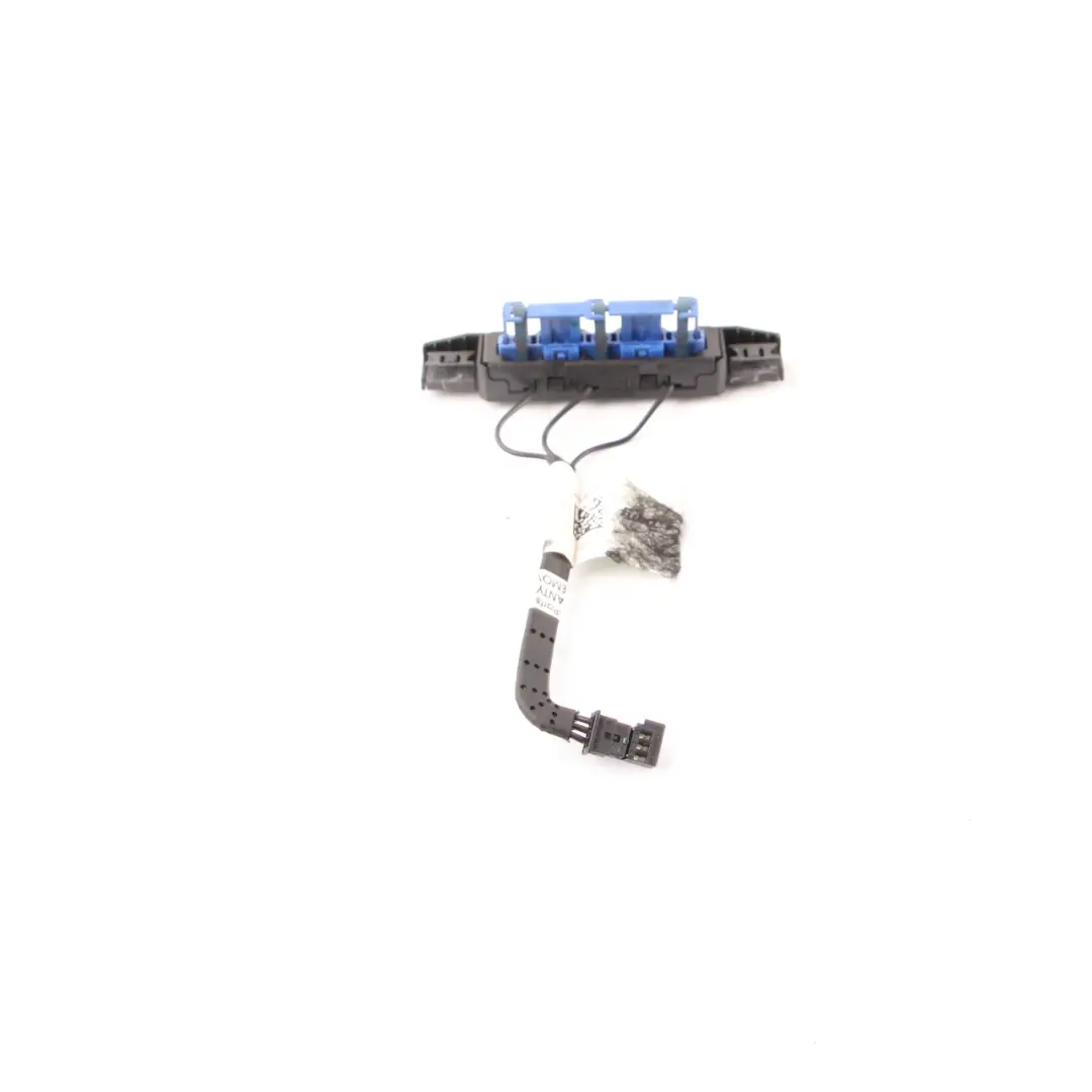 Mercedes W204 Antenna Amplifier Aerial Module Control Unit - SKU A2048270548 - Part number A2048270548