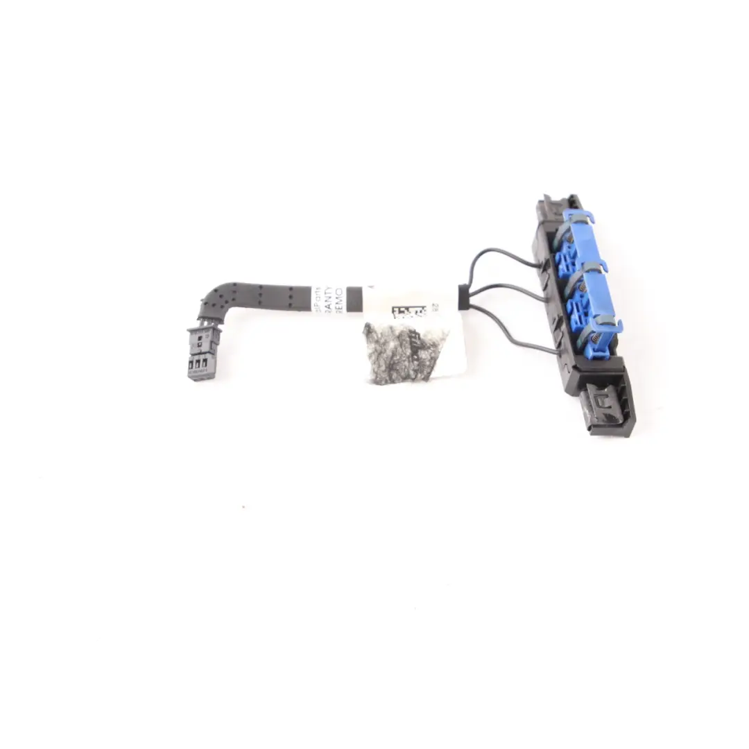 Mercedes W204 Antenna Amplifier Aerial Module Control Unit - SKU A2048270548 - Part number A2048270548