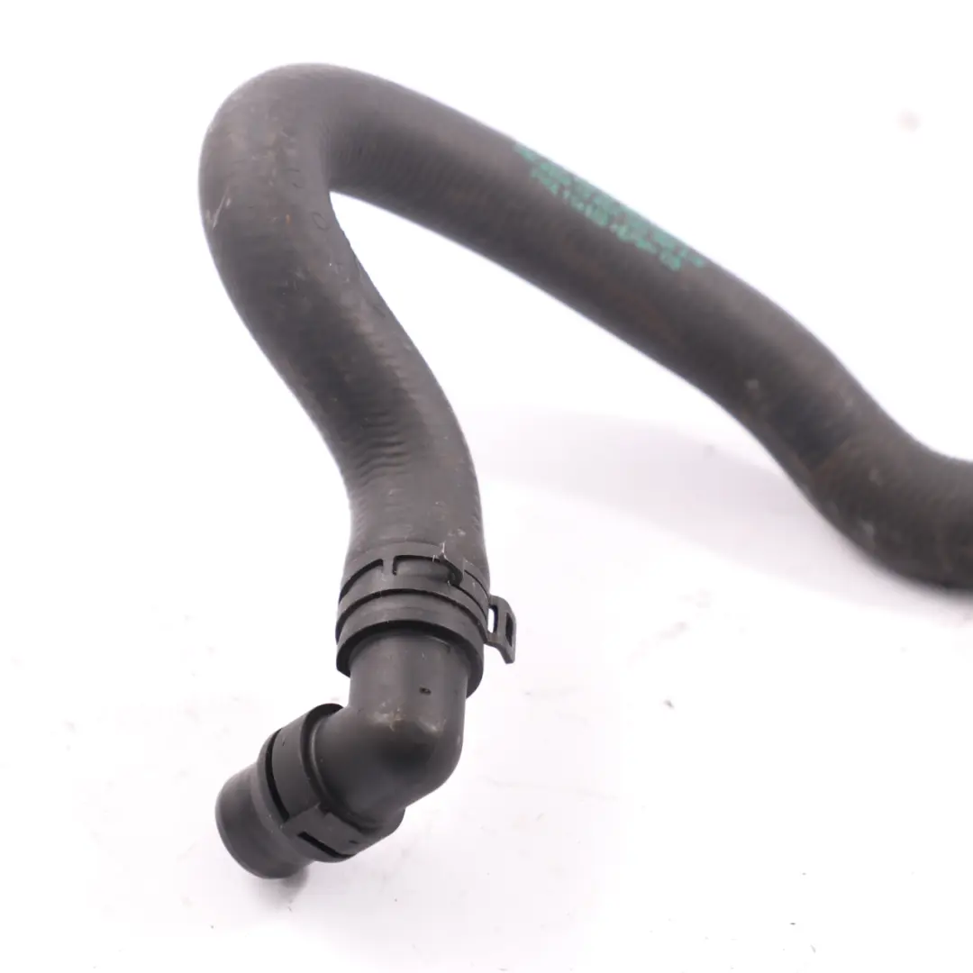 Mercedes W204 M271 Tuyau d'eau refroidissement du moteur - SKU A2048300096 - Numéro de pièce A2048300096