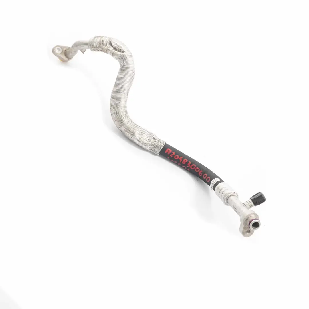 Mercedes W204 C63 AMG Tuyau du Condensateur de Climatisation - SKU A2048300600 - Numéro de pièce A2048300600
