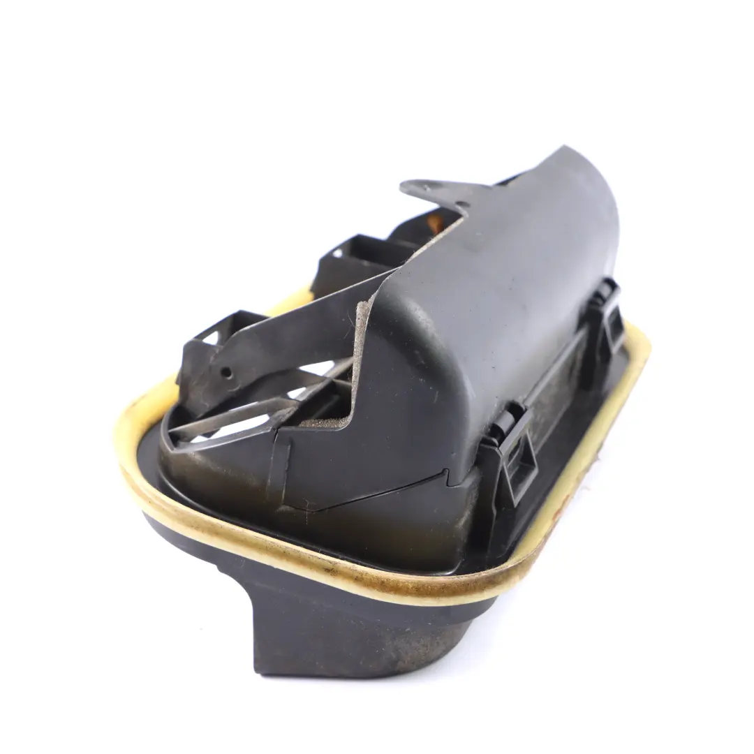 Aletta di ventilazione Mercedes X253 GLC 220d paraurti posteriore destra per con numero di parte A2048301700 Aletta di ventilazione Mercedes X253 GLC 220d paraurti posteriore destra - SKU A2048301700 - Numero di parte A2048301700