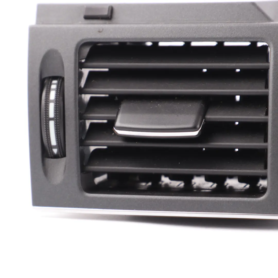 Mercedes W204 Tableau Centre Aérateurs Logement Interrupteur - SKU A2048307454 - Numéro de pièce A2048307454