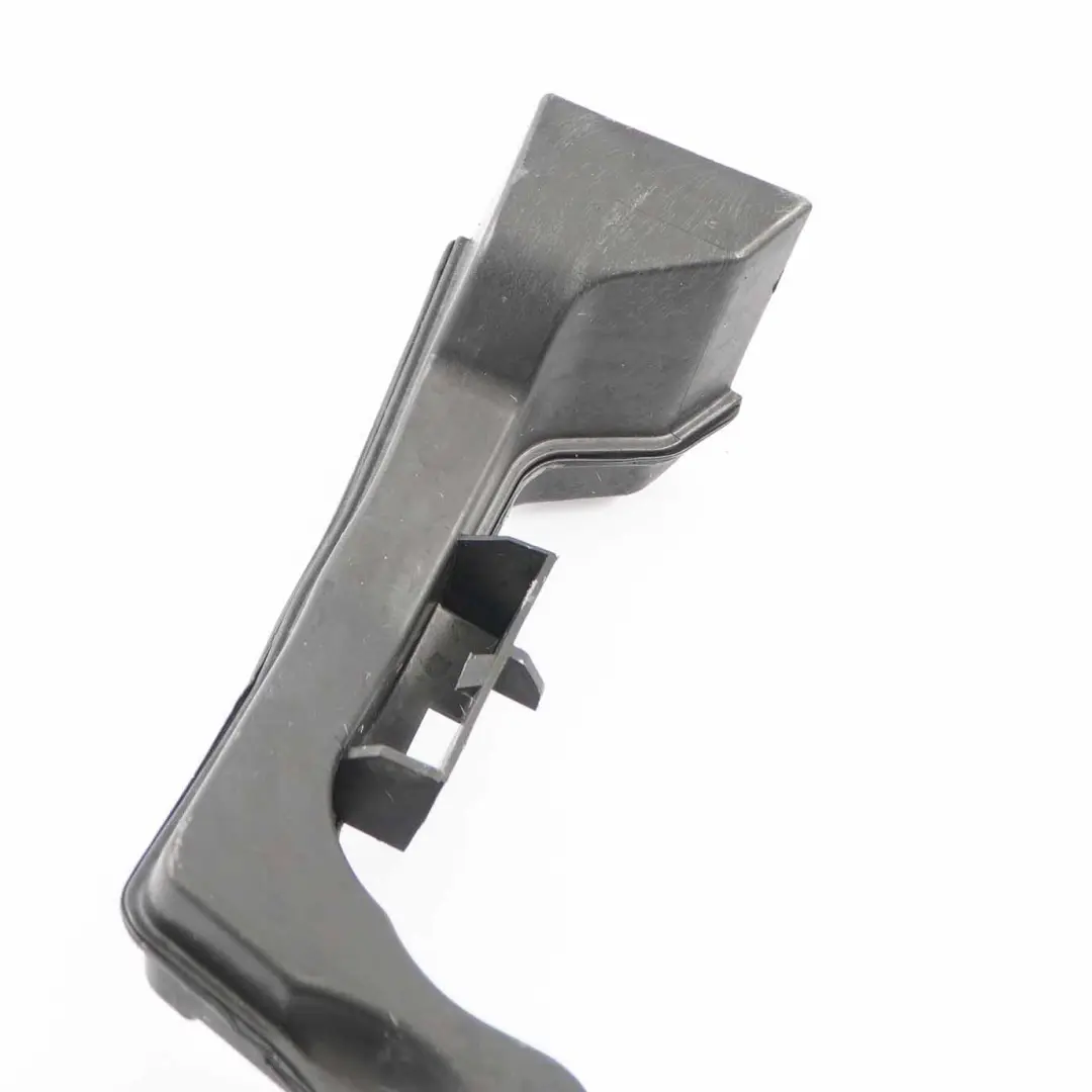 Tubo Flessibile Di Aspirazione Aria Diesel OM642 A6420160881 per Mercedes W204 W212 con numero di parte A2048322225 Mercedes W204 W212 Tubo Flessibile Di Aspirazione Aria Diesel OM642 A6420160881 - SKU A2048322225 - Numero di parte A2048322225