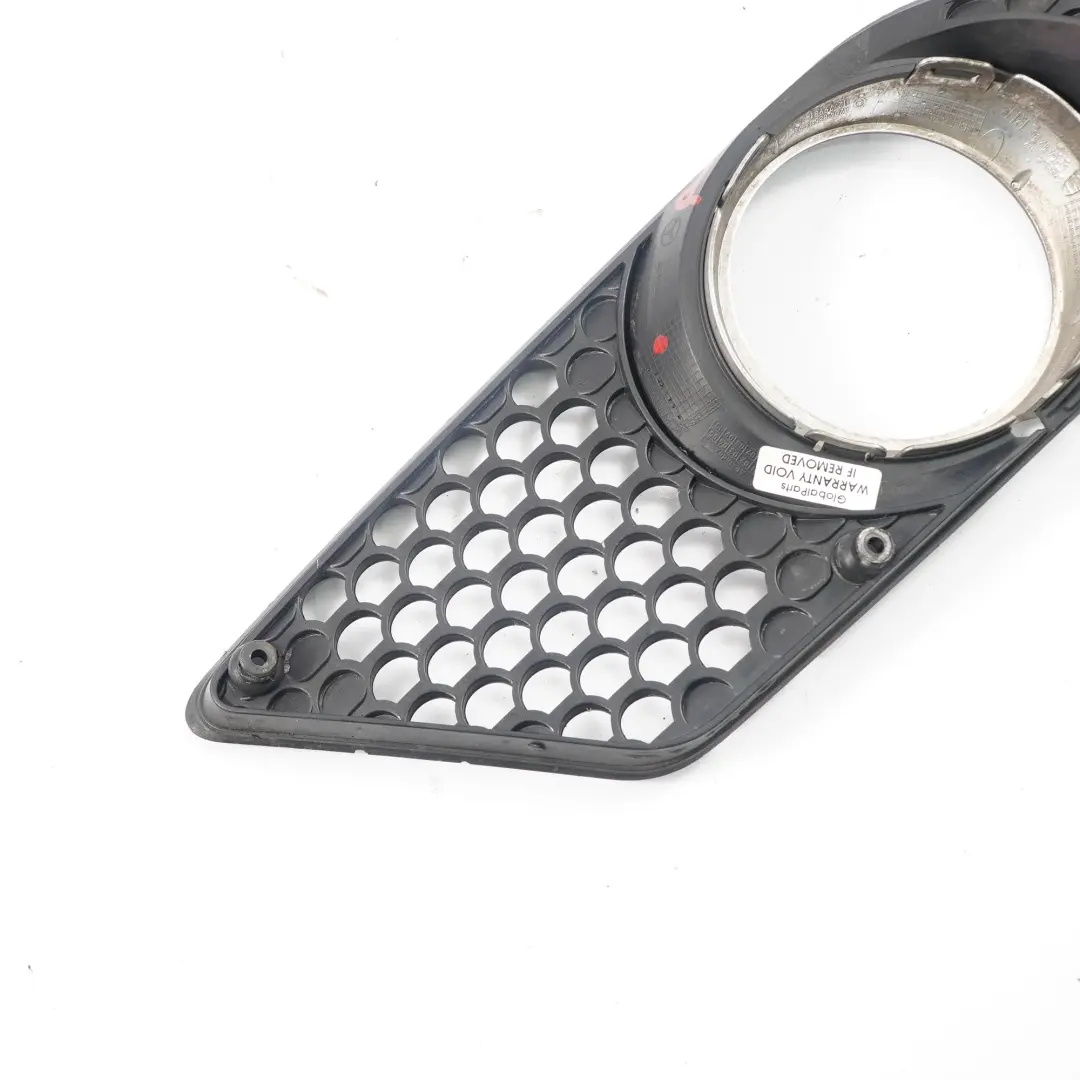 Mercedes W204 parachoques delantero antiniebla cubierta lámpara parrilla derecha - SKU A2048350353 - Número de pieza A2048350353