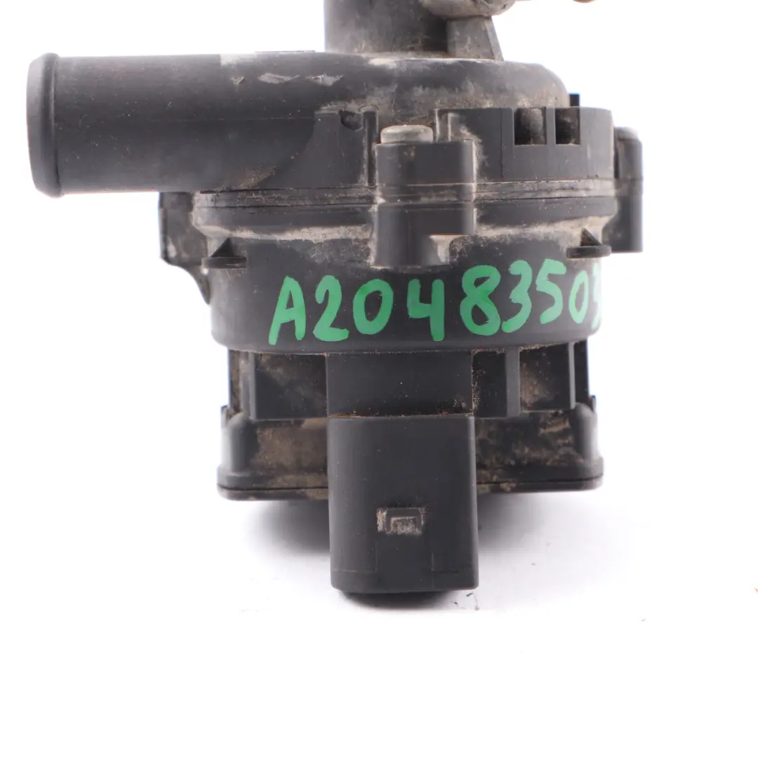 Bomba Auxiliar de Agua Refrigerante para Mercedes W204 W212 W176 W246 con número de pieza A2048350364 Mercedes W204 W212 W176 W246 Bomba Auxiliar de Agua Refrigerante - SKU A2048350364-2 - Número de pieza A2048350364
