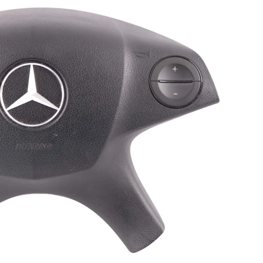 Mercedes W204 Volant Module d'entraînement d'air Noir - SKU A2048600102 - Numéro de pièce A2048600102