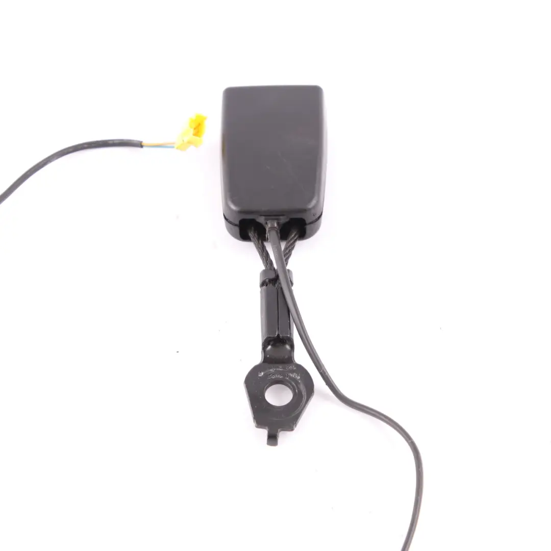 Klamra Zapinka Pasów Bezpieczeństwa Kanapa Lewo do Mercedes W204 o numerze A2048600169 Mercedes W204 Klamra Zapinka Pasów Bezpieczeństwa Kanapa Lewo - SKU A2048600169 - Numer Części A2048600169