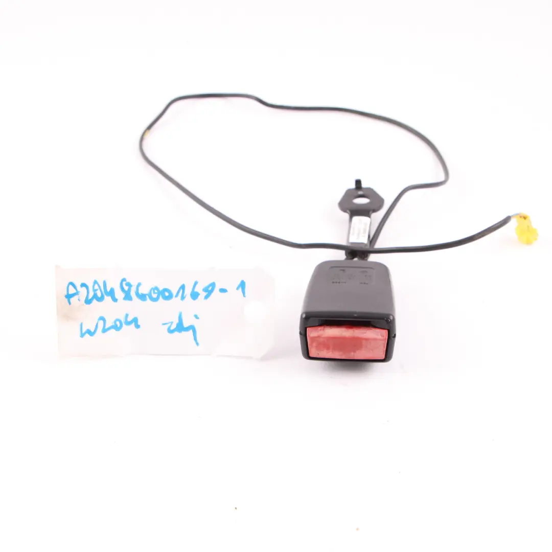 Vorder Sitzbank Links Gurtschloss Spanner für Mercedes W204 mit Teilenummer A2048600169 Mercedes W204 Vorder Sitzbank Links Gurtschloss Spanner - SKU A2048600169 - Teilenummer A2048600169