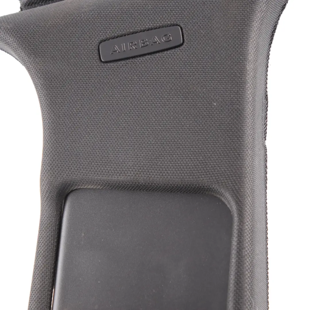 Embellecedor Pilar B Panel Interior Derecho Negro para Mercedes W204 con número de pieza A2048601030 Mercedes W204 Embellecedor Pilar B Panel Interior Derecho Negro - SKU A2048601030 - Número de pieza A2048601030