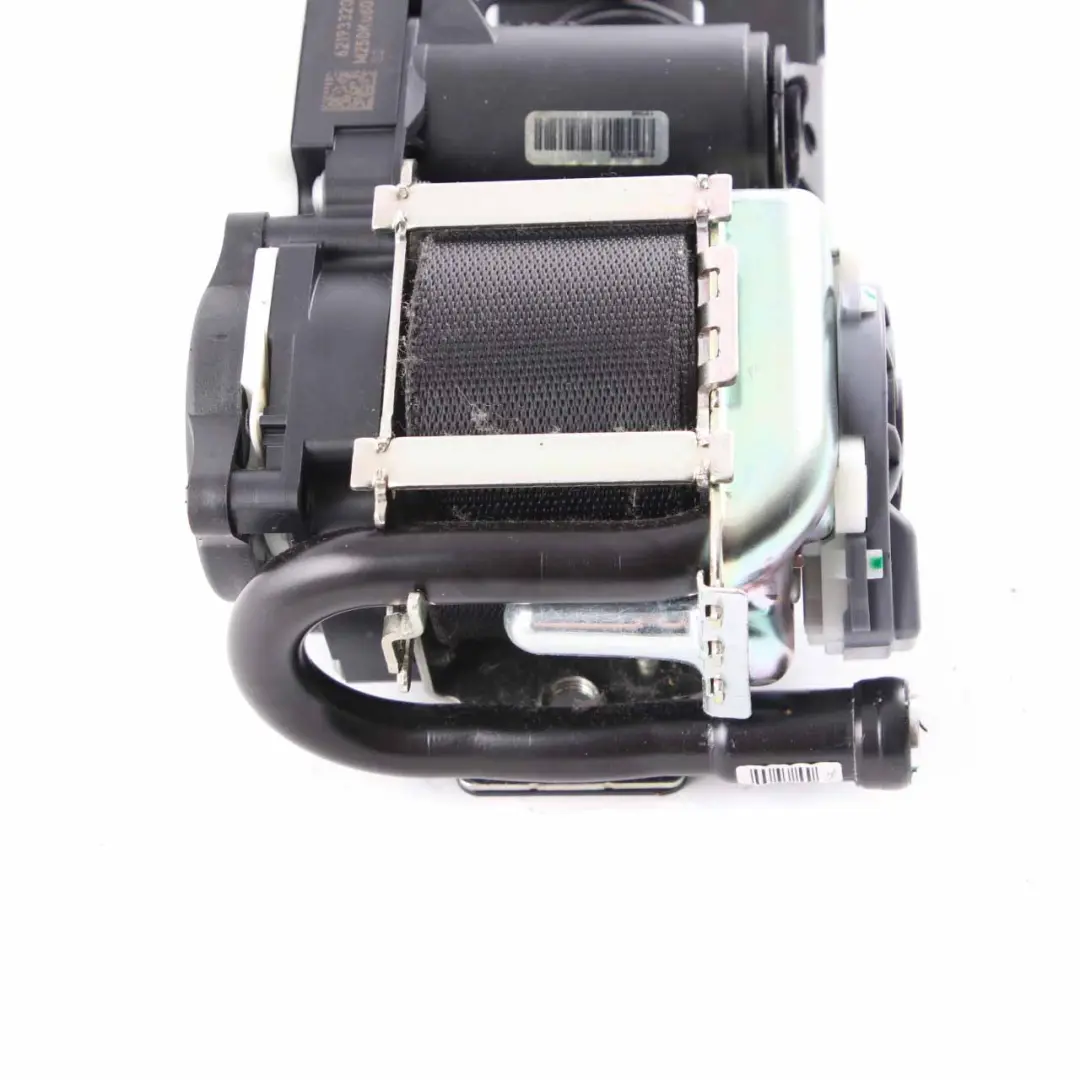 Seatbelt Front Right O/S Seat Safety Belt Black to Mercedes W204 Coupe with Part number A2048601685 Mercedes W204 Coupe Seatbelt Front Right O/S Seat Safety Belt Black - SKU A2048601685 - Part number A2048601685