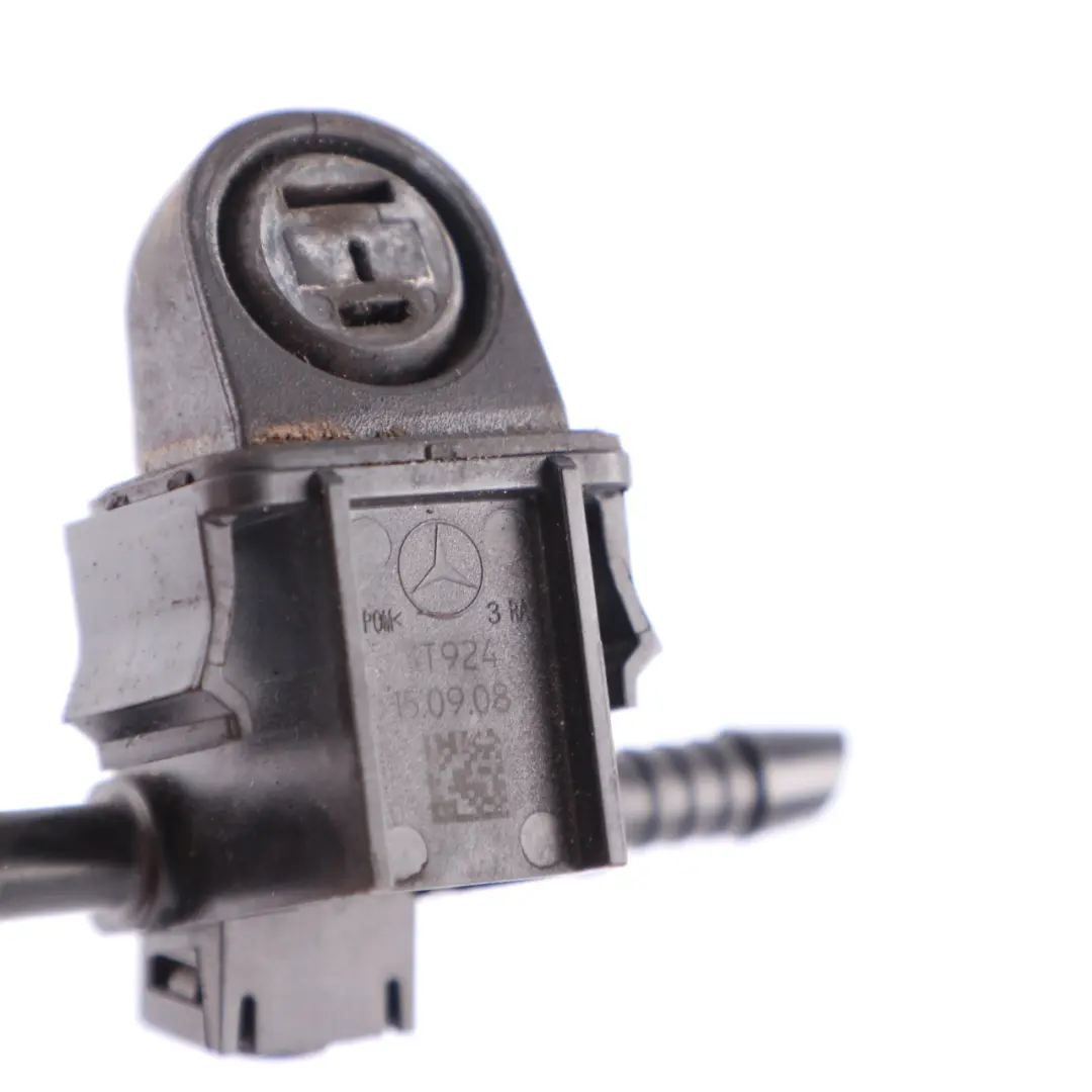 Mercedes W204 Buse Lave-Phares Pour Buse Nettoyage Phares - SKU A2048601892-3 - Numéro de pièce A2048601892