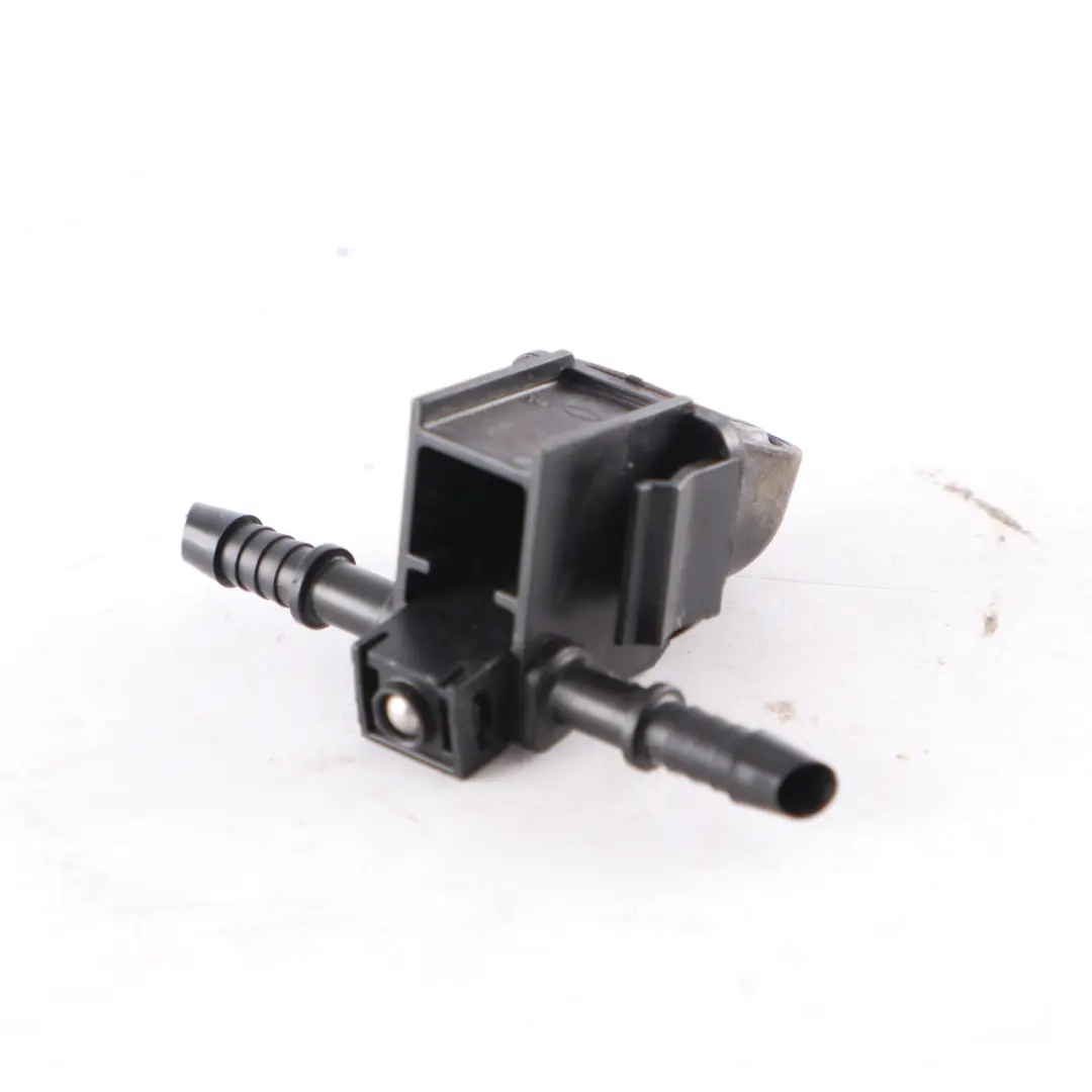 Mercedes W204 Buse Lave-Phares Pour Buse Nettoyage Phares - SKU A2048601892-3 - Numéro de pièce A2048601892