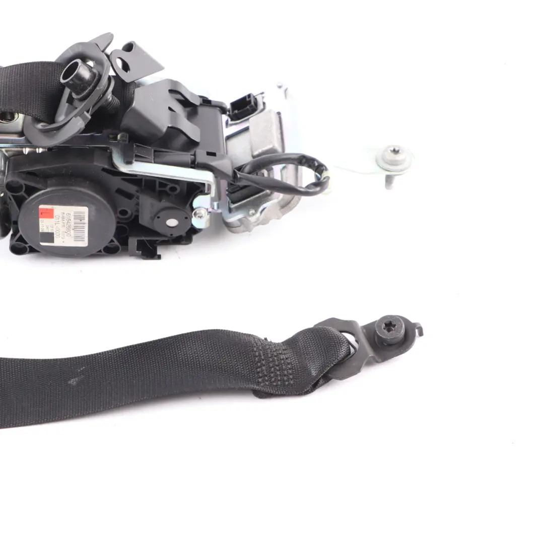 Mercedes W204 S204 Cinturón de seguridad delantero izquierdo negro - SKU A2048601986 - Número de pieza A2048601986