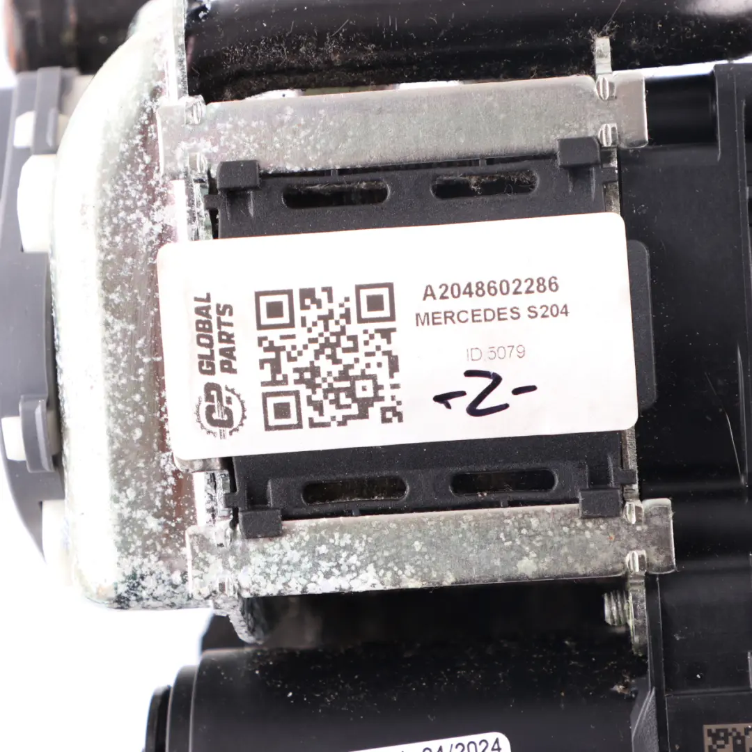 Mercedes W204 Ceinture de sécurité avant droite - SKU A2048602286 - Numéro de pièce A2048602286