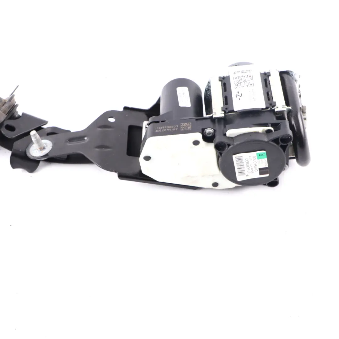 Mercedes W204 Ceinture de sécurité avant droite - SKU A2048602286 - Numéro de pièce A2048602286