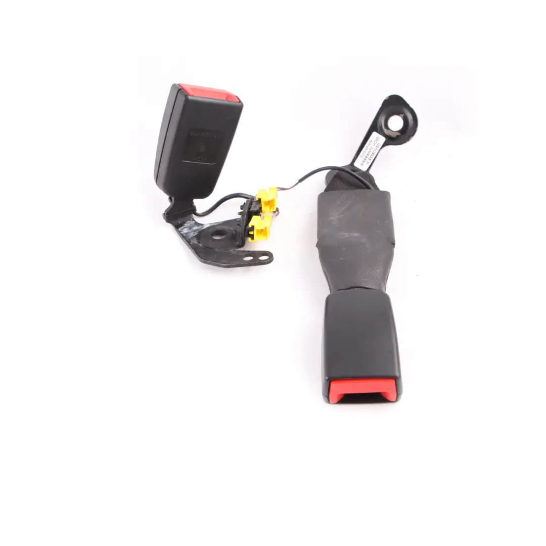 Mercedes W204 Seat Buckle Tensioner Lower Belt Rear Right O/S - SKU A2048602669-1 - Numéro de pièce A2048602669