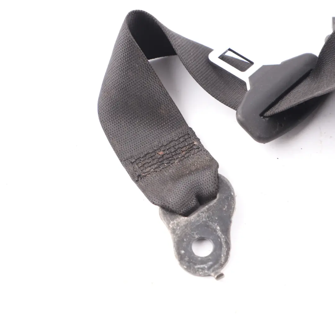 Cintura sicurezza posteriore sinistra superiore Nero per Mercedes W204 con numero di parte A2048602786 Mercedes W204 Cintura sicurezza posteriore sinistra superiore Nero - SKU A2048602786 - Numero di parte A2048602786