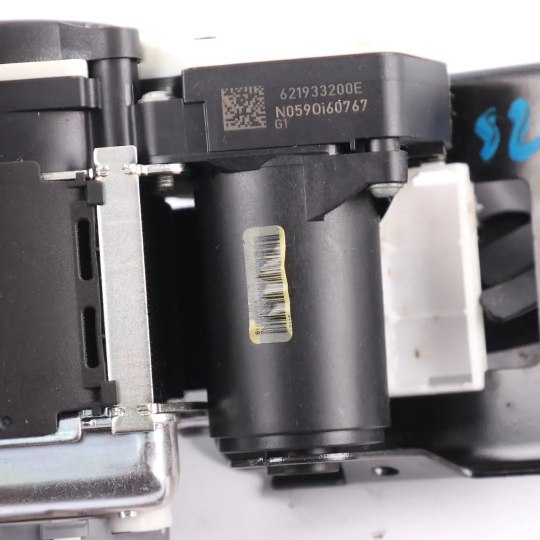  Ceinture sécurité Mercedes W204 S204 supérieure avant droite noire - SKU A2048604686 - Numéro de pièce A2048604686